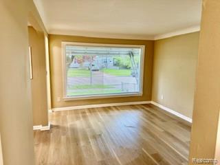 20221 Washtenaw, Harper Woods, MI 48225 — Photo 6
