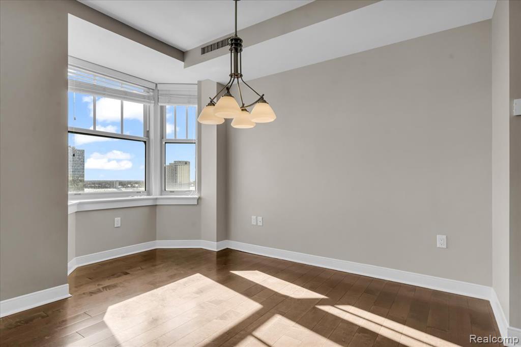 525 W LAFAYETTE Boulevard, 12E, Detroit, MI 48226 — Photo 19