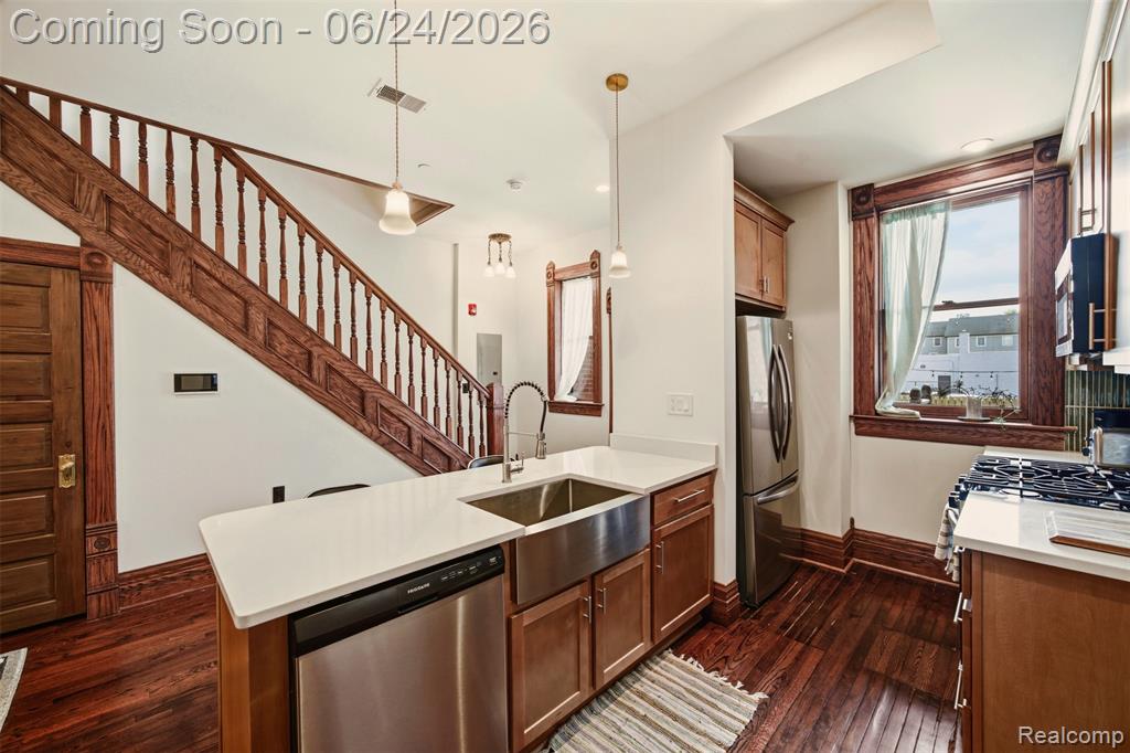 701 W Canfield Street, Detroit, MI 48201 — Photo 5
