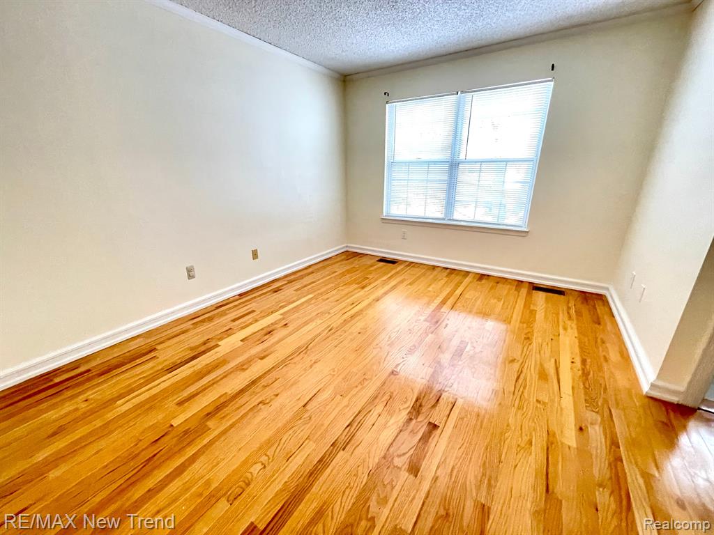 41363 CORNELL Drive, Novi, MI — Photo 9