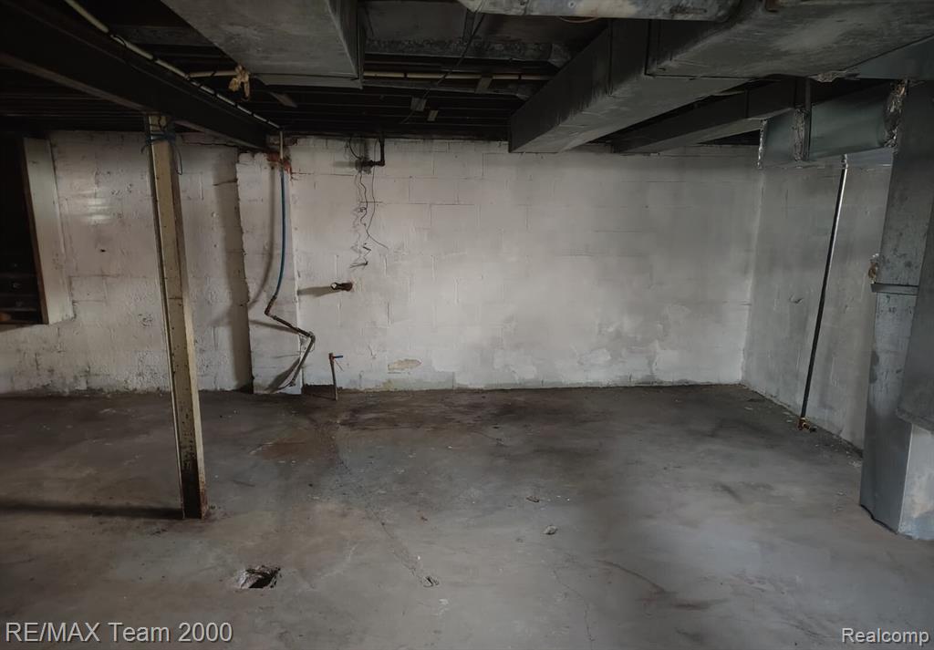 16516 Appoline Street, Detroit, MI 48235 — Photo 32