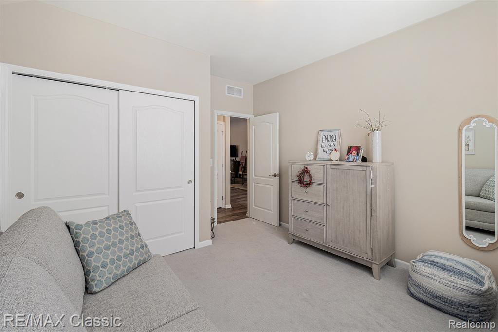 48738 Rockview Road, Novi, MI — Photo 21