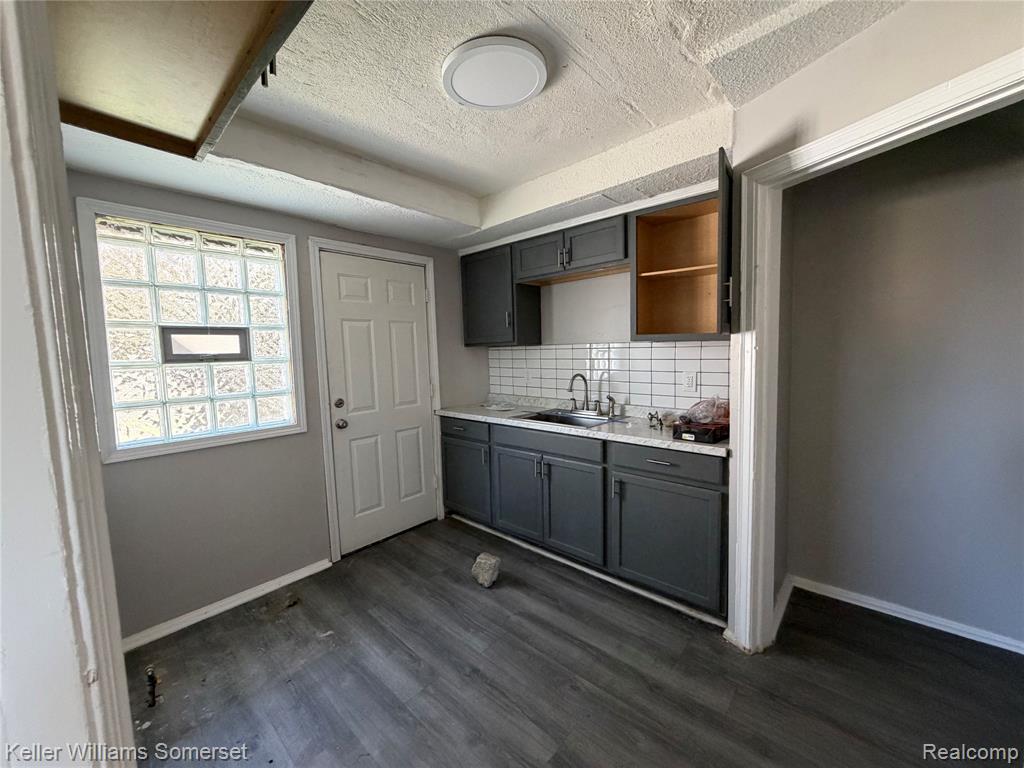 12930 Hayes Street, Detroit, MI 48205 — Photo 12