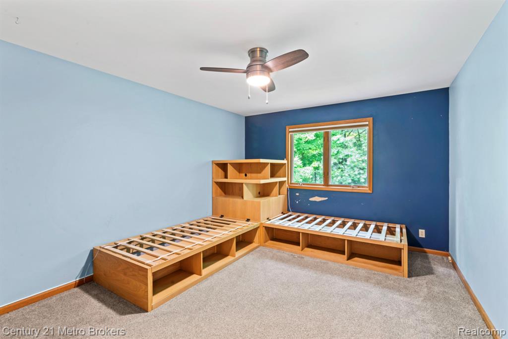 751 River Edge Court, Flushing, MI 48433 — Photo 20