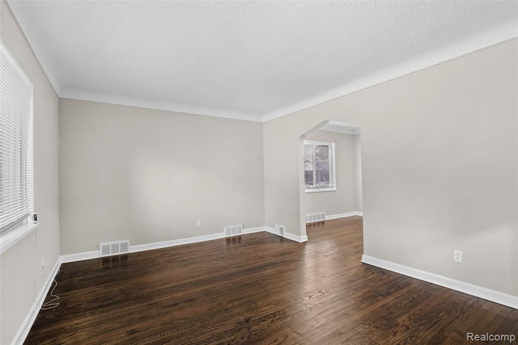 17717 Avon Avenue, Detroit, MI 48219 — Photo 9
