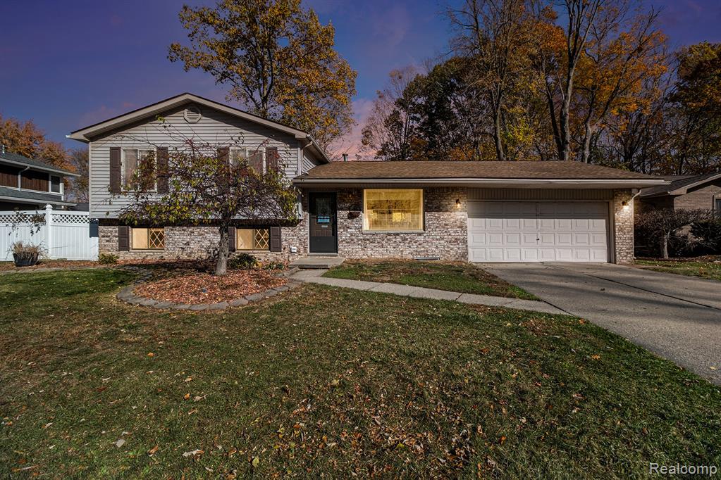 52372 D W Seaton Drive, Chesterfield, MI 48047 — Photo 2