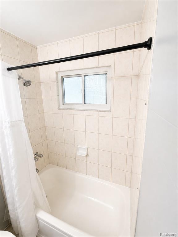 813 McKeighan Avenue, Flint, MI 48507 — Photo 15