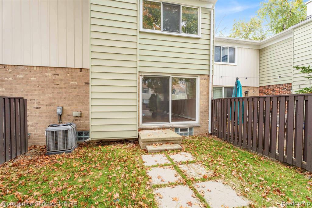 1805 Wickham Street, Royal Oak, MI 48073 — Photo 34