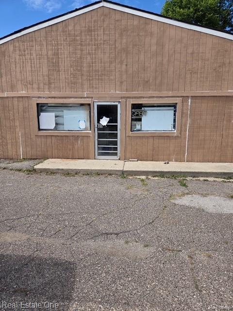 2206 Old Novi Road, Novi, MI