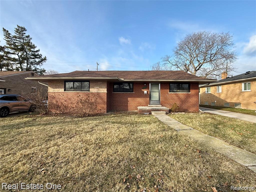 6845 Plainfield Street, Dearborn Heights, MI 48127 — front exterior