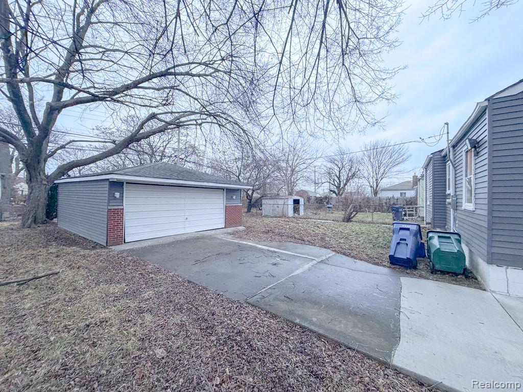 1836 Garfield Avenue, Lincoln Park, MI 48146 — Photo 8