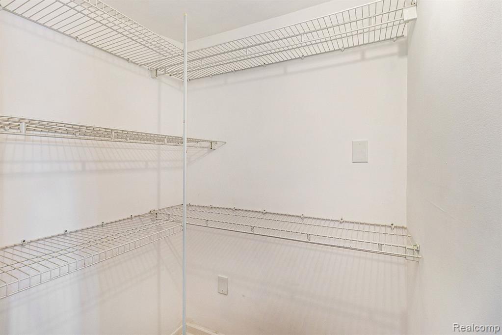 409 FENWICK Street, Holly, MI 48442 — Photo 15