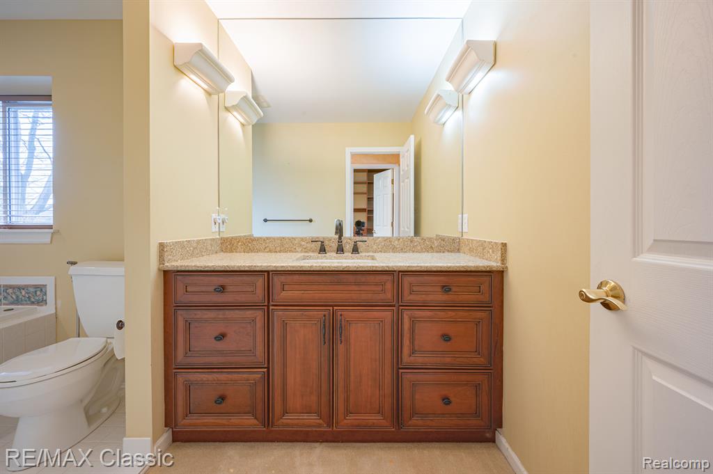 4661 Mallards Landing, Highland, MI — Photo 34