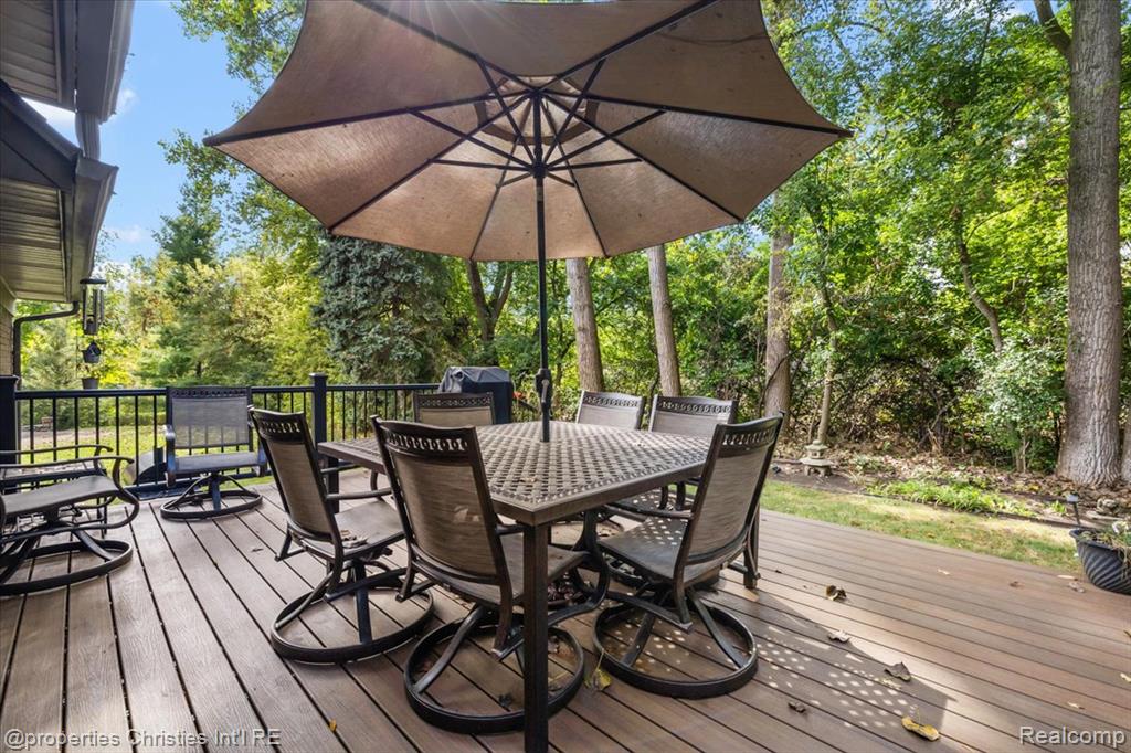 42737 Steepleview Court, Northville, MI 48168 — Photo 9