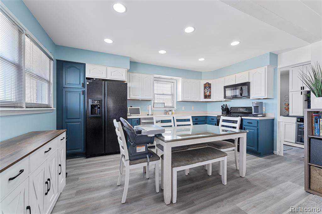 18055 Hinton Street, Riverview, MI 48193 — Photo 3
