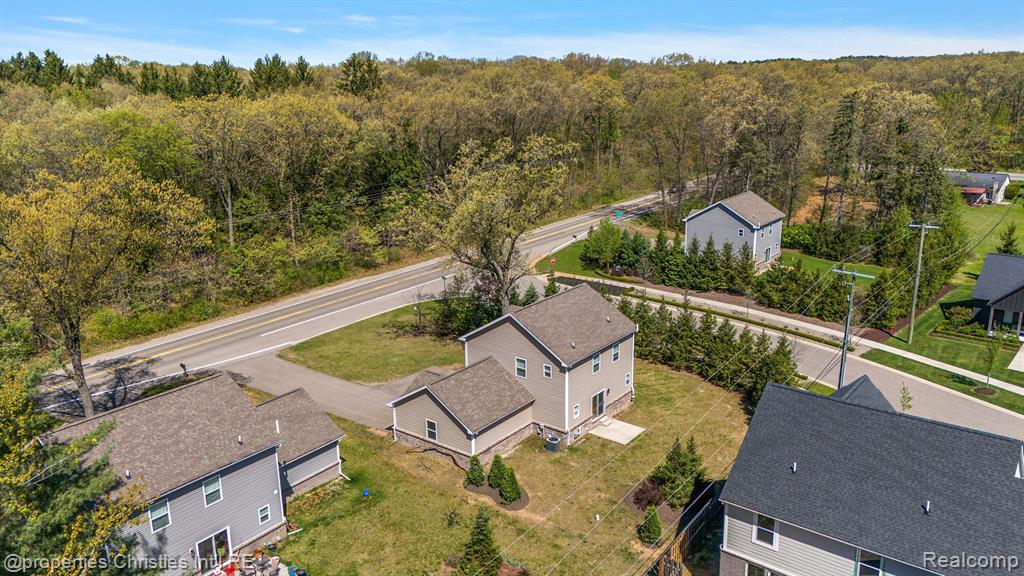 4125 S Newton Road, Commerce Twp, MI 48390 — Photo 36