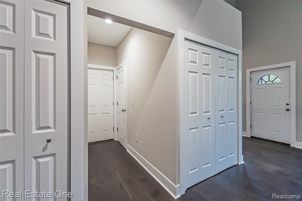 529 Indian Oaks Drive, Howell, MI 48843 — Photo 21