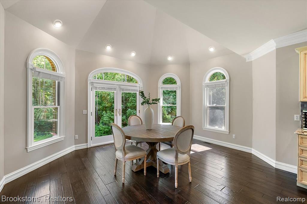 34 Fern Drive, Leonard, MI 48367 — Photo 29