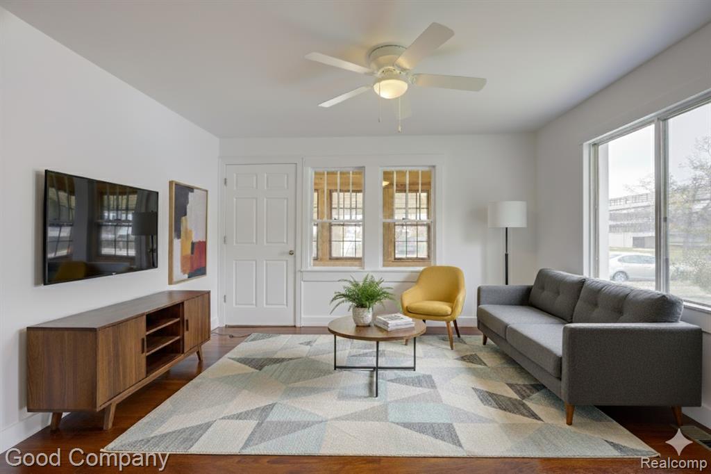 720 E Granet Avenue, Hazel Park, MI 48030 — Photo 4