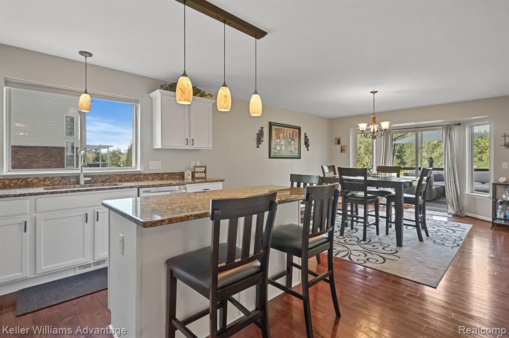 24601 BROMPTON Way, South Lyon, MI 48178 — Photo 14