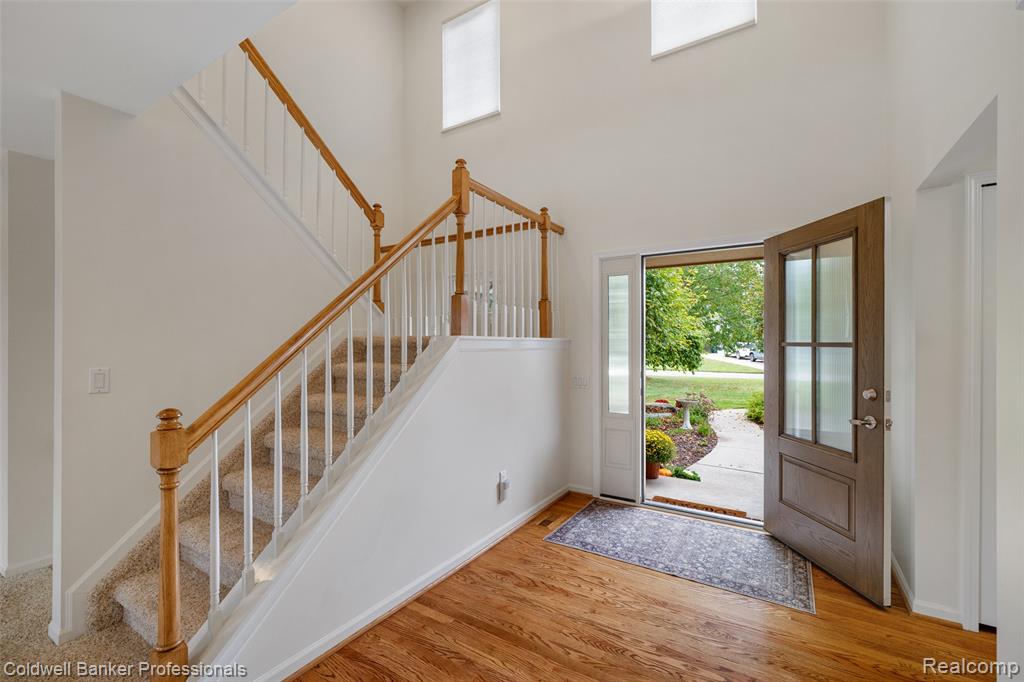468 Orchard Ridge Drive, Lake Orion, MI 48362 — Photo 10