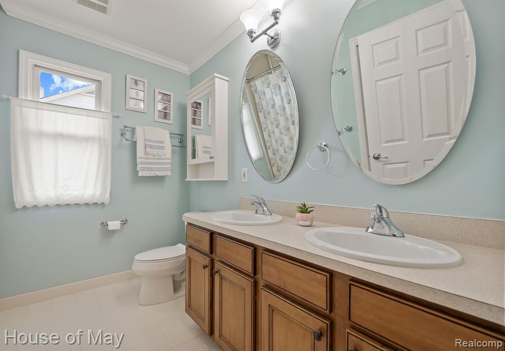 6066 Strawberry Circle, Commerce Twp, MI 48382 — Photo 28