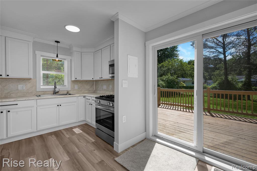 319 N Genesee Street, Montrose, MI 48457 — Photo 10