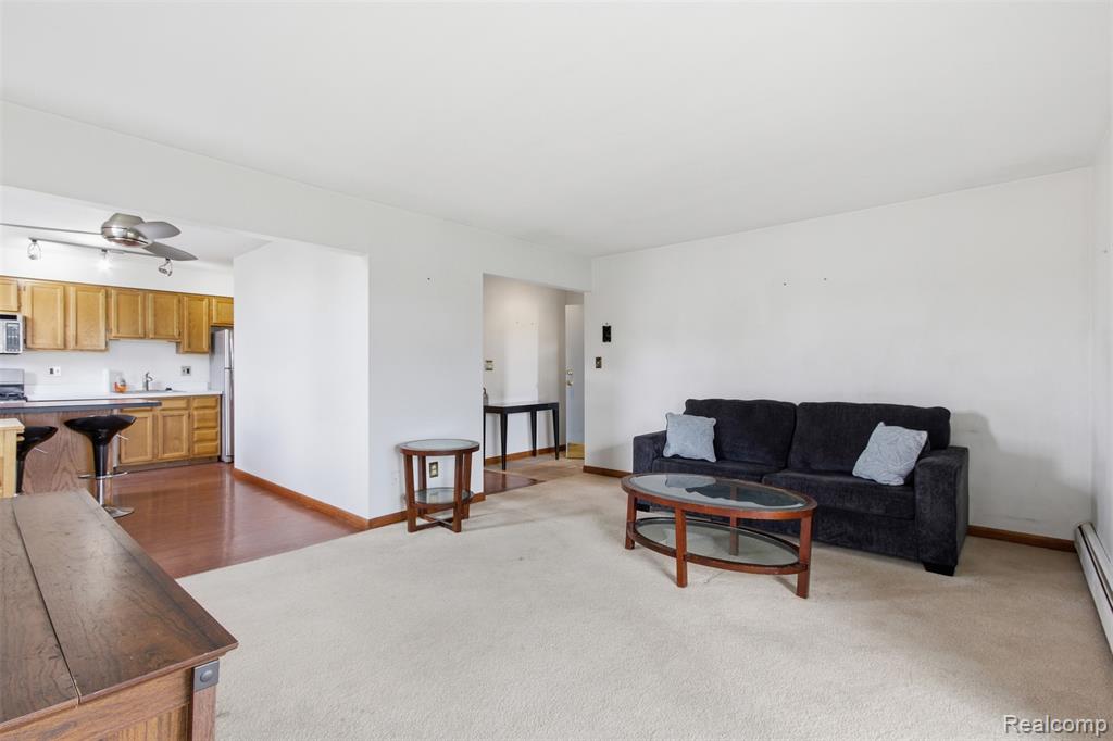 1671 Cass Lake Road, C, Keego Harbor, MI 48320 — Photo 7