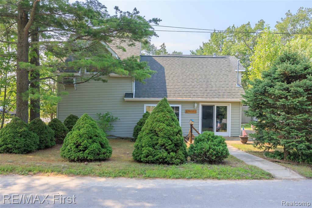 2076 North Street, East Tawas, MI 48730 — Photo 9