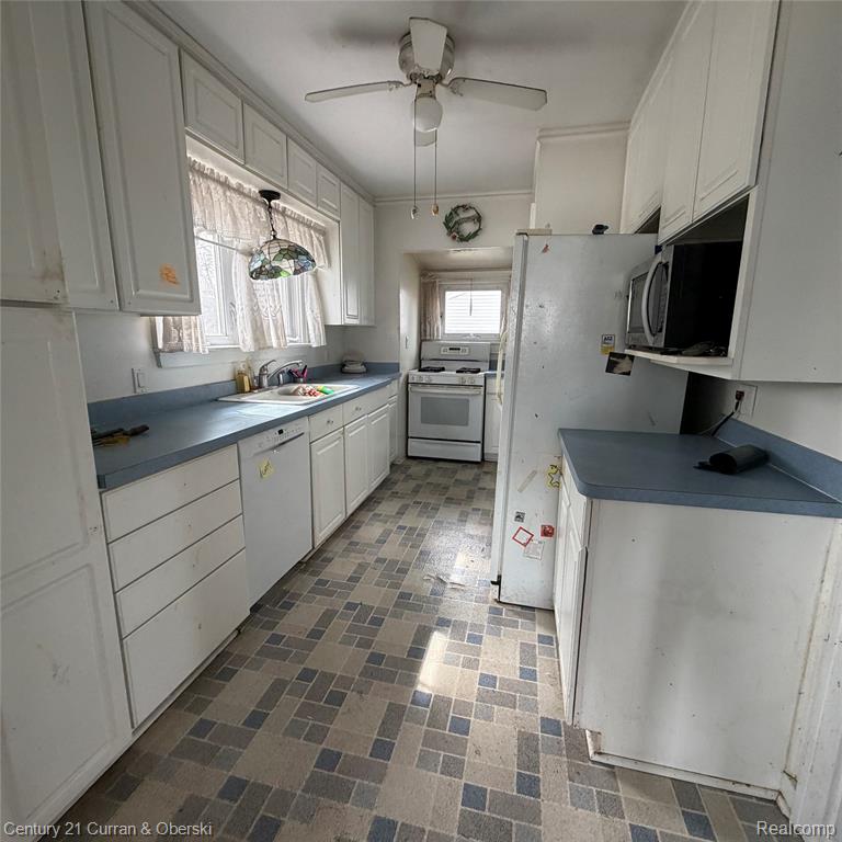 418 S Dorchester Avenue, Royal Oak, MI 48067 — Photo 29