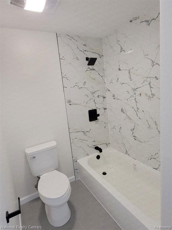 8249 KENNEDY Circle, Warren, MI 48093 — Photo 12