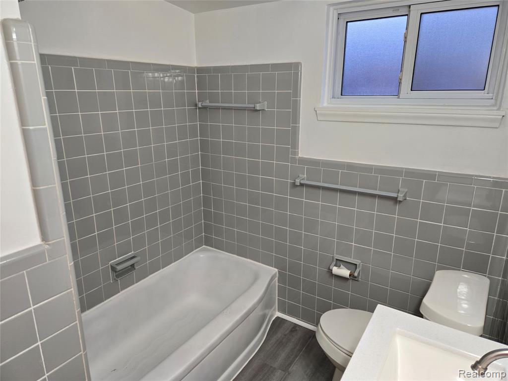 8177 Gary Avenue, Westland, MI — Photo 19