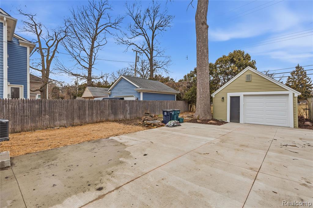 511 Gardenia Avenue, Royal Oak, MI 48067 — Photo 34