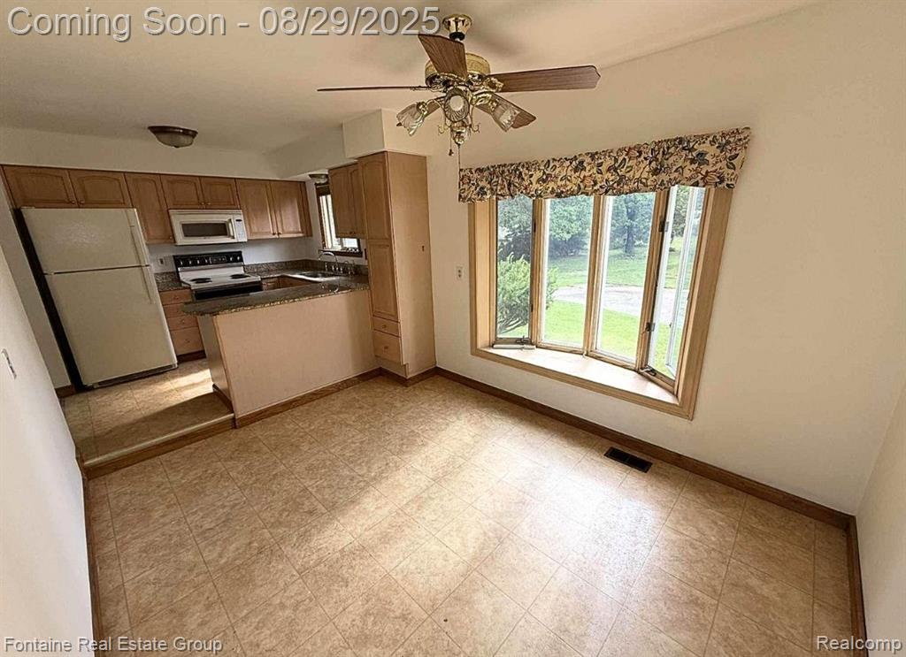 9437 Tavistock Drive, Plymouth, MI 48170 — Photo 8