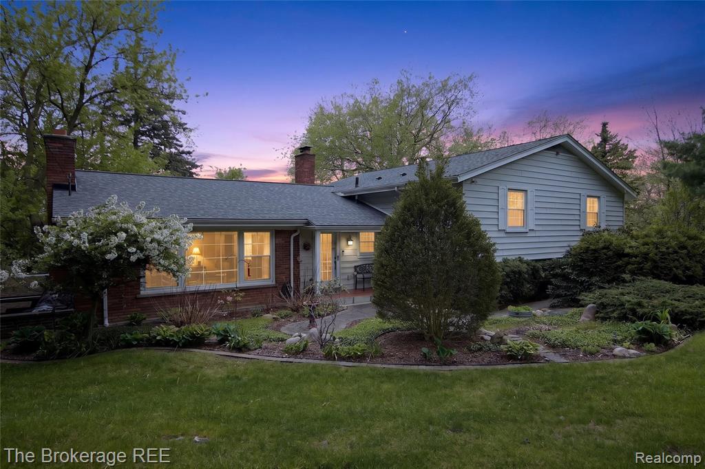 6311 Wellesley Terrace, Clarkston, MI — Photo 2