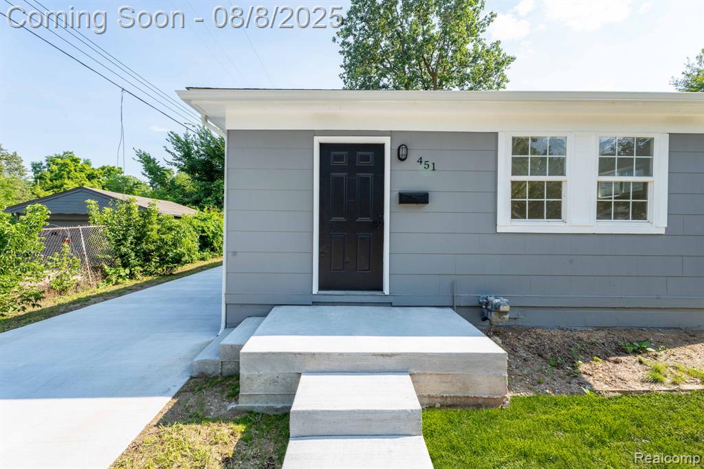 451 Nebraska Avenue, Pontiac, MI 48341 — Photo 5
