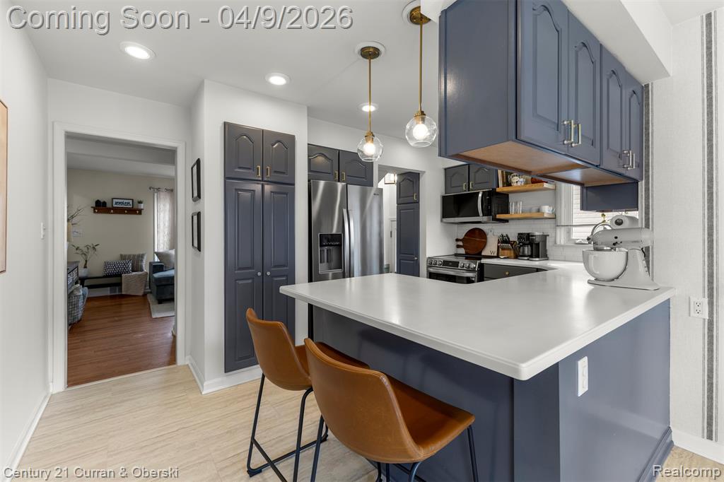 401 Walnut Avenue, Royal Oak, MI 48073 — Photo 15