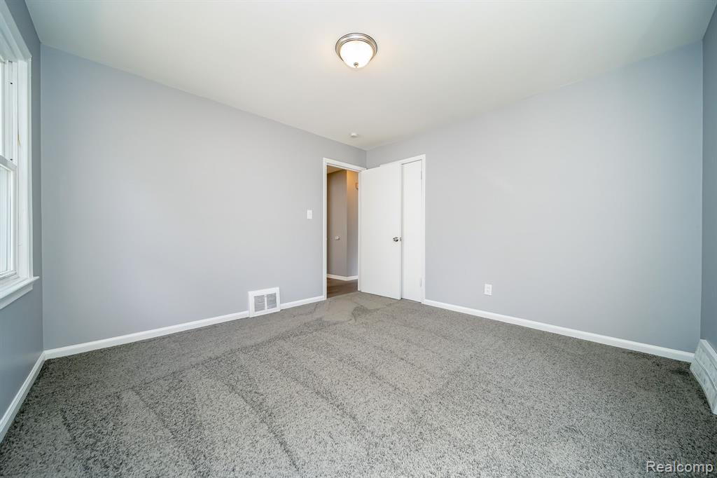 1175 SHARE Avenue, Ypsilanti, MI 48198 — Photo 22