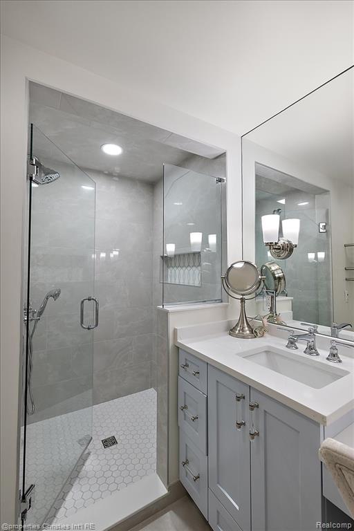 3535 Wooddale Court, Bloomfield, MI 48301 — Photo 36