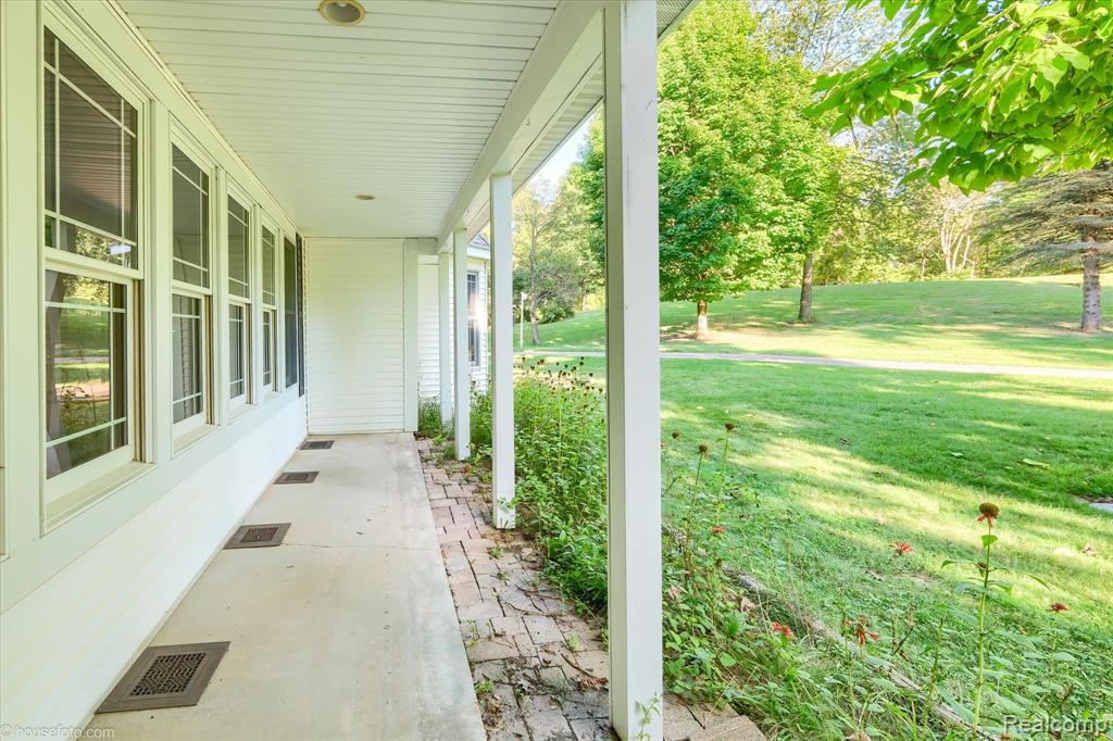 5279 Metamora Road, Metamora, MI 48455 — Photo 4