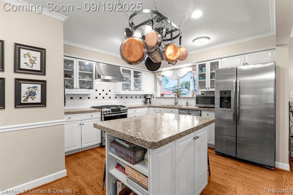 635 N Rosevere Avenue, Dearborn, MI 48128 — Photo 10