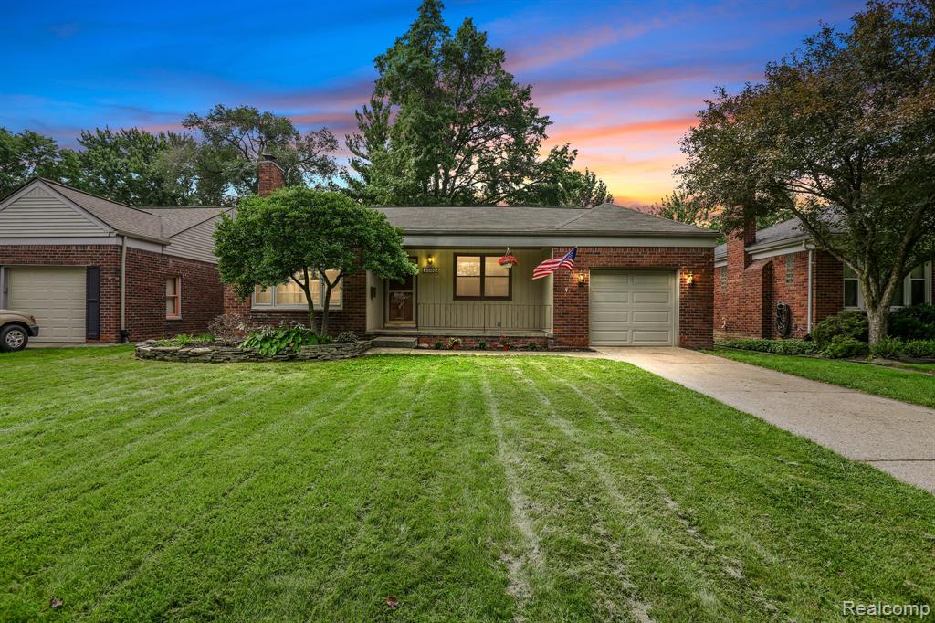 21184 Norwood Drive, Harper Woods, MI 48225 — Photo 34