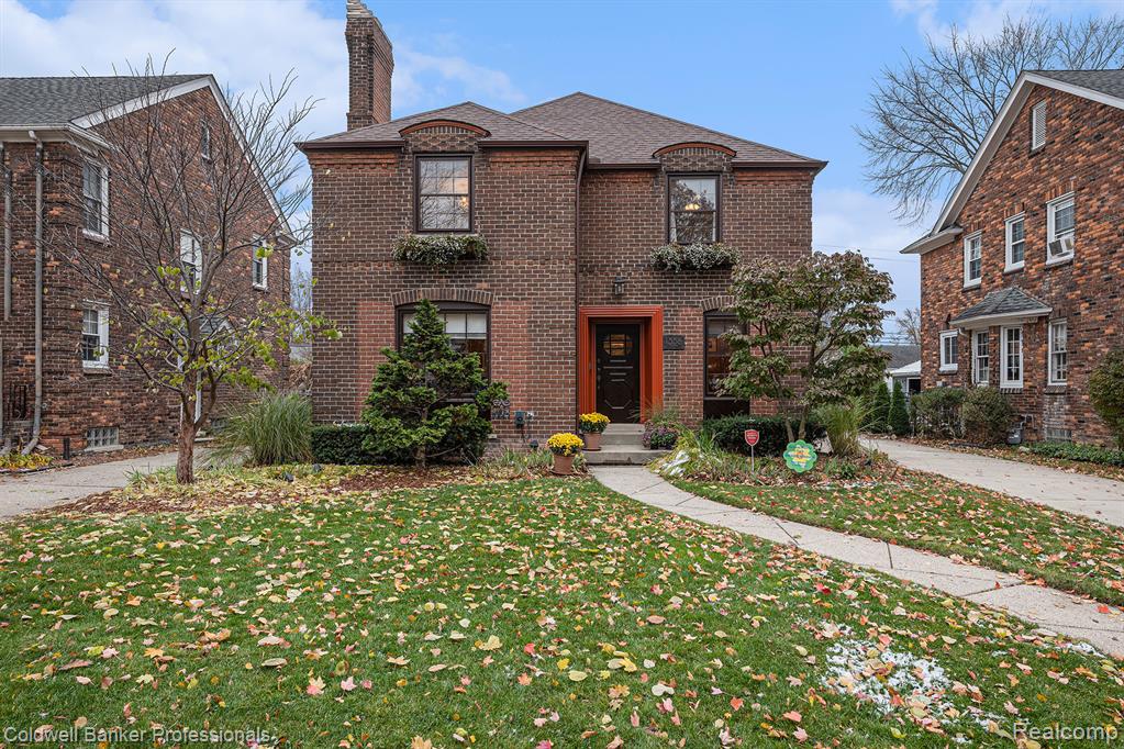 1358 Harvard Road, Grosse Pointe Park, MI 48230 — Photo 2