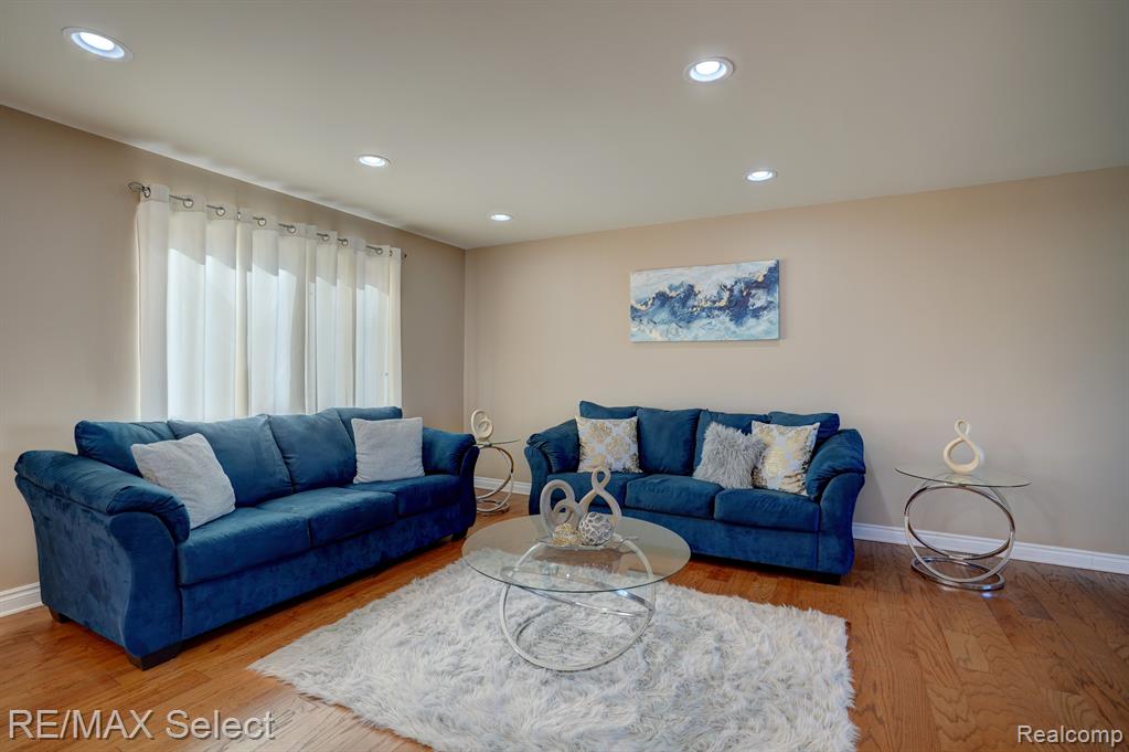4062 OAK Street, Grand Blanc, MI 48439 — Photo 17