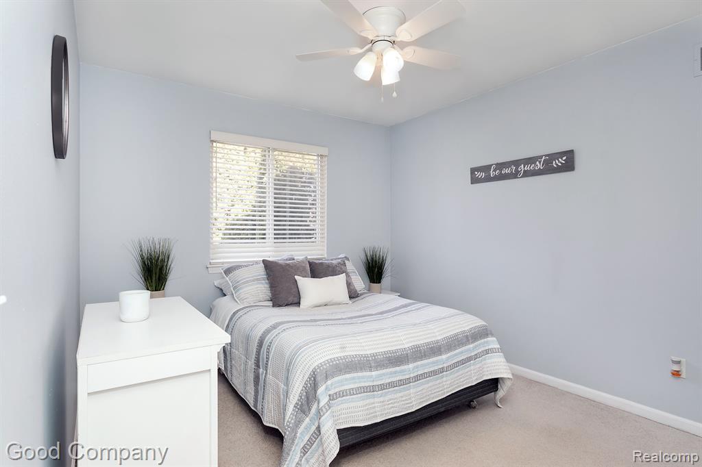 883 VANDERPOOL Drive, Troy, MI 48083 — Photo 32