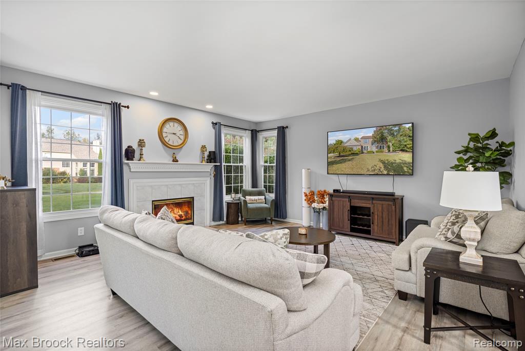 47078 Bing Drive, Canton, MI 48187 — Photo 30
