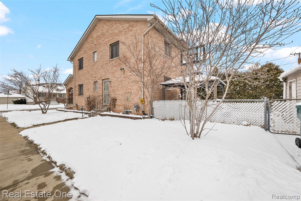 7000 Steadman Street, Dearborn, MI 48126 — Photo 9