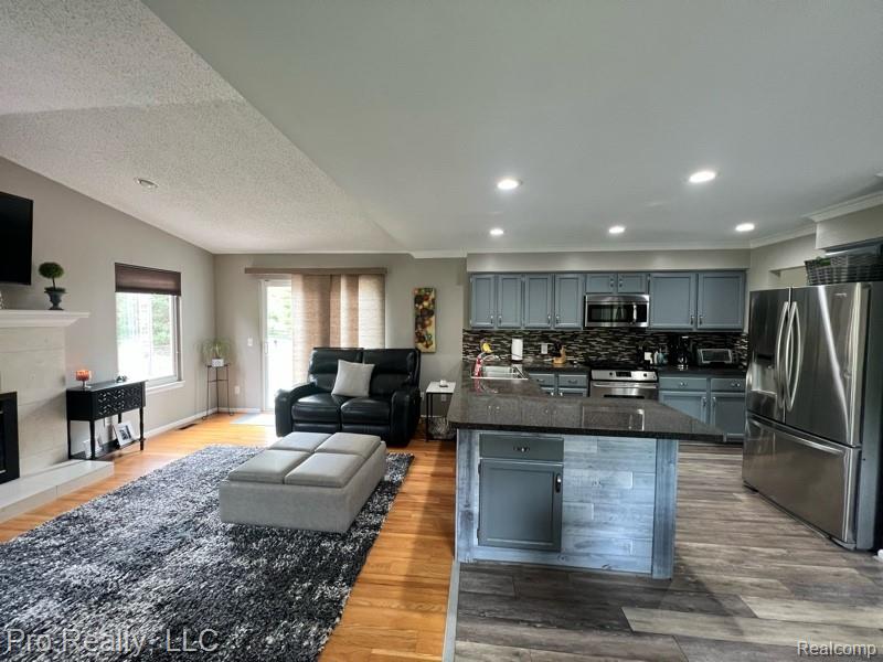 44195 Dartmouth Street, Canton, MI 48188 — Photo 14