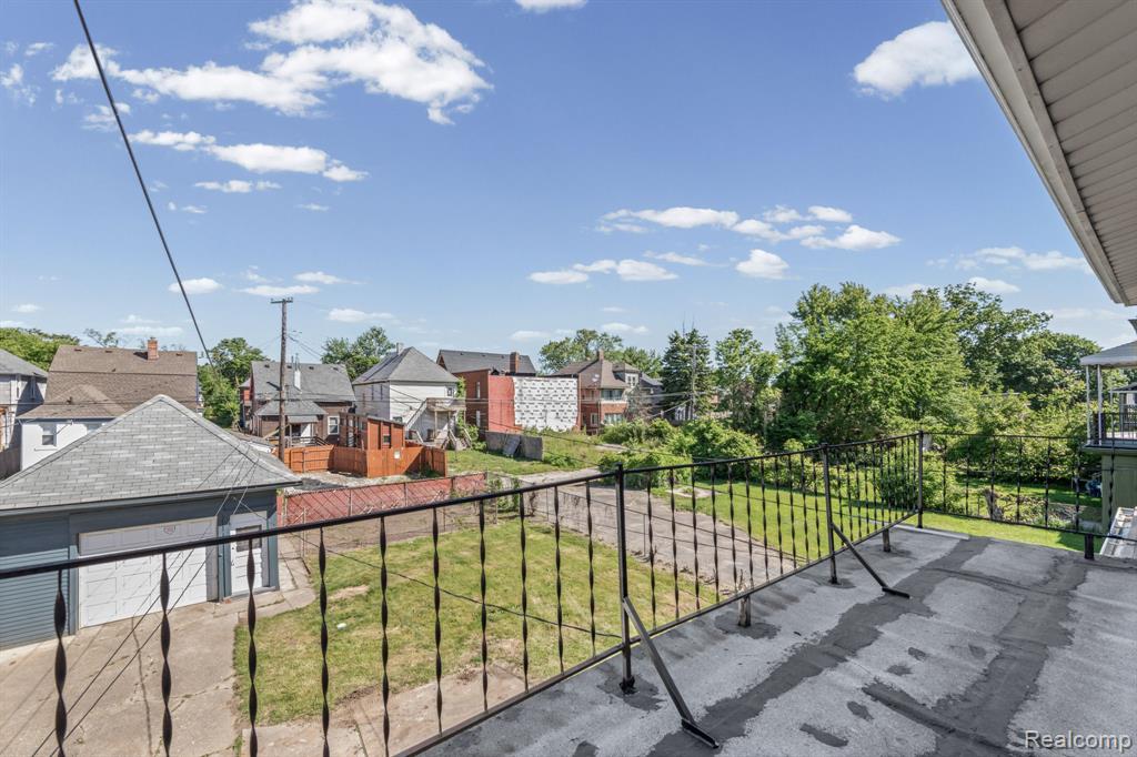 708 Taylor Street, Detroit, MI 48202 — Photo 16