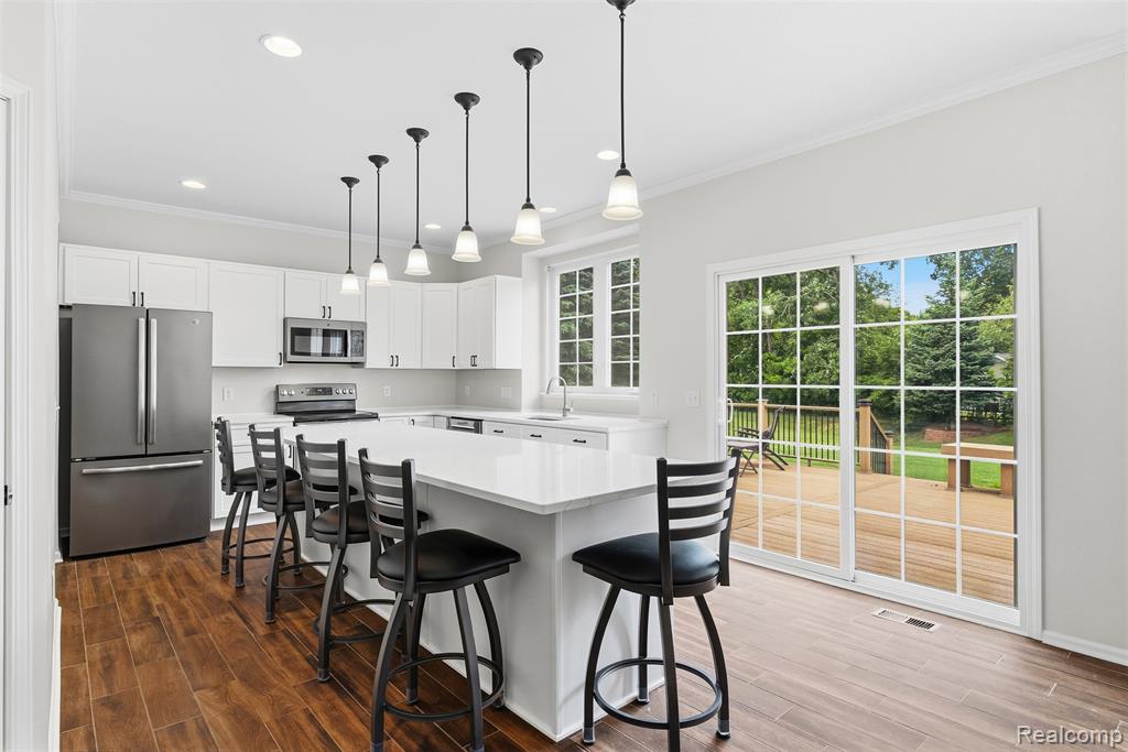 6323 Moonstone Drive, Grand Blanc, MI 48439 — Photo 23